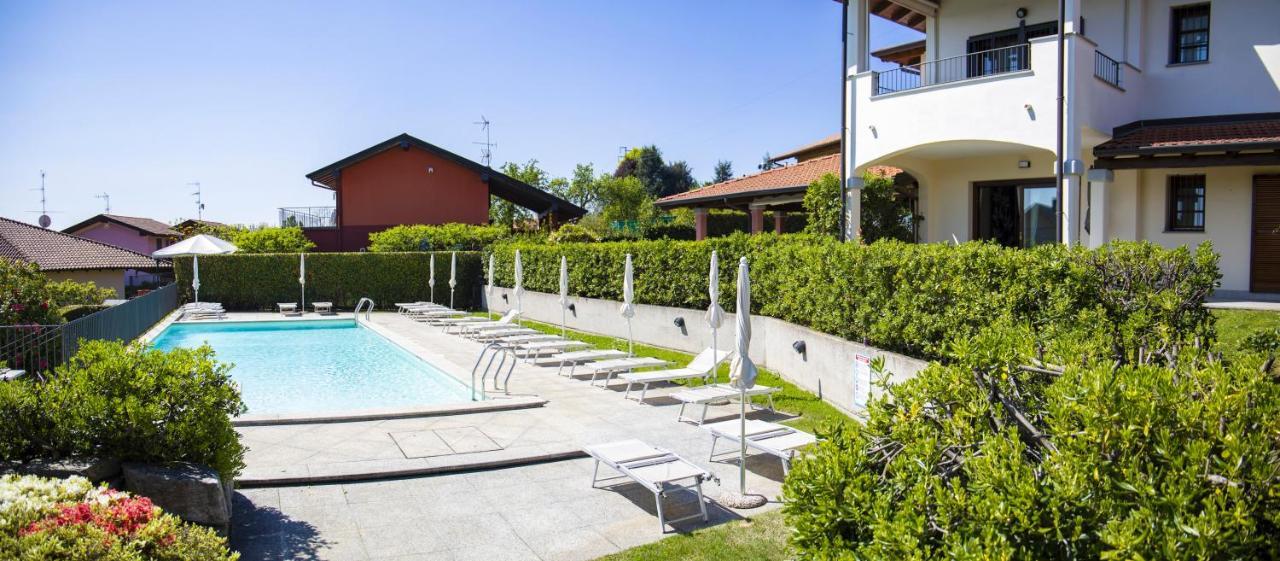 Residenza La Corte Visconti Massino Visconti Екстериор снимка